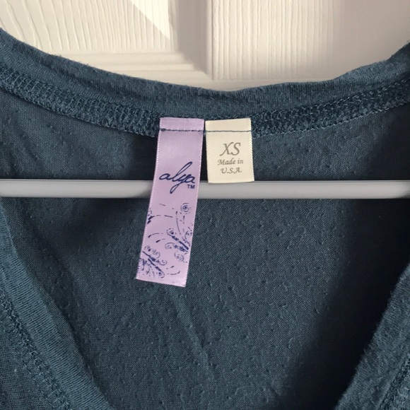 Teal Peplum Top - Picture 2 of 3